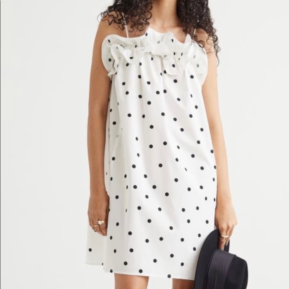 NWT H&M Flounce-Trimmed Dress